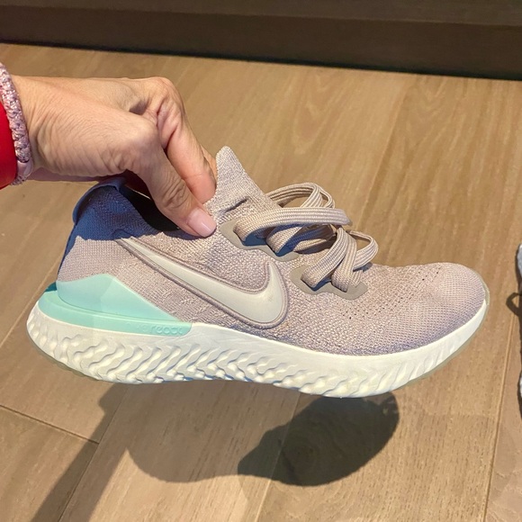Nike Shoes - Nike Epic React Flyknit 2 in moon particle with teal tint, women’s size 6
